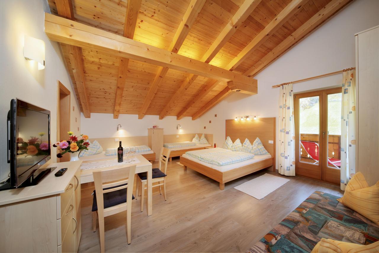 Gasthof Trausberg Corvara in Passiria Exterior photo